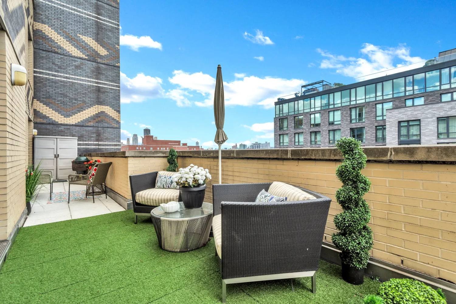 40 West 116th Street, Unit A907 – 16