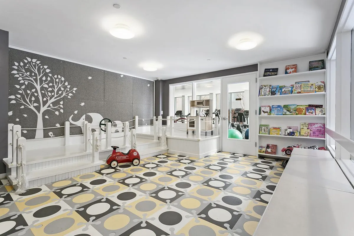 40 West 116th Street, Unit A907 – 27